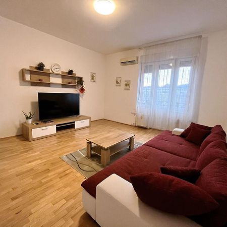 Boutique Family Apartment In The Heart Of City 布达佩斯 外观 照片