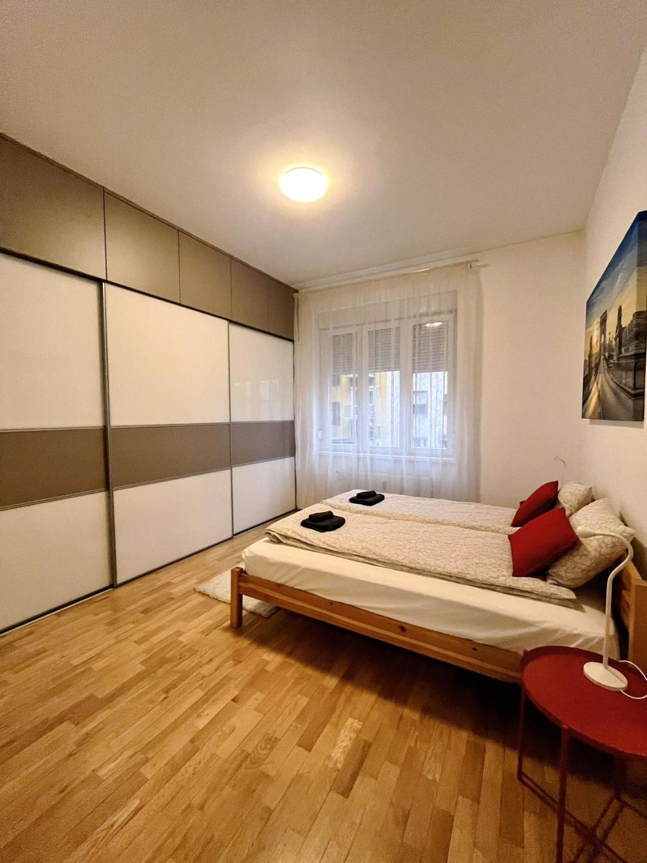 Boutique Family Apartment In The Heart Of City 布达佩斯 外观 照片